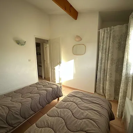 Np150-015 Maison 3 Chambres, *