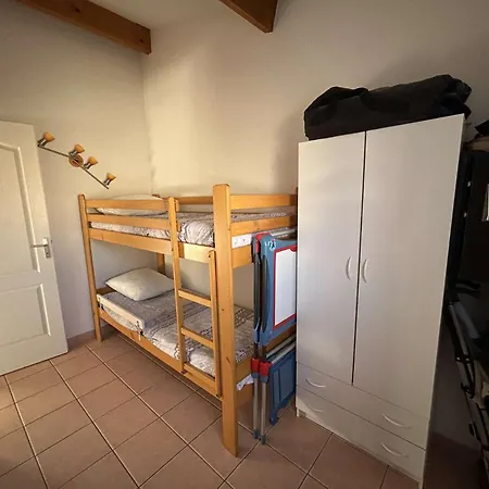 Np150-015 Maison 4 Pieces, Villa